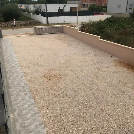 Nearby Bus Station Apartment