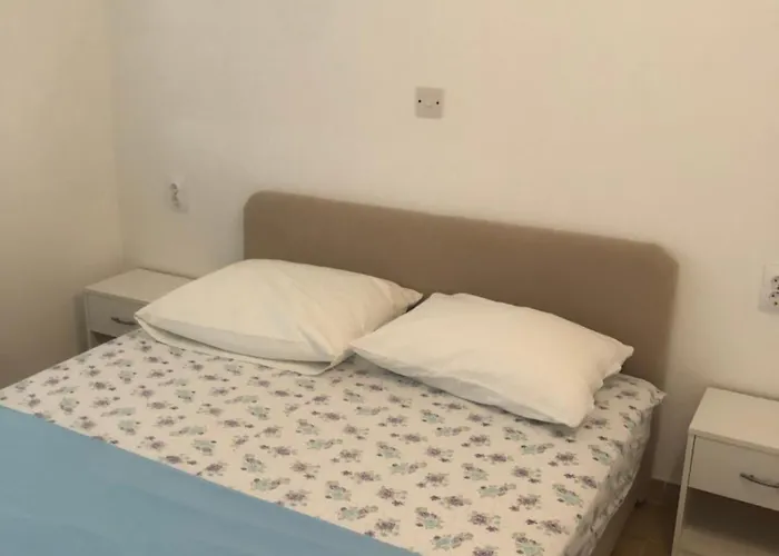 Very Spacious - Fully Air Conditioned - Nearby Bus Station Apartmán Vir